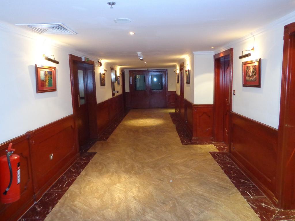 Bahrain Carlton Hotel Manama Eksteriør bilde
