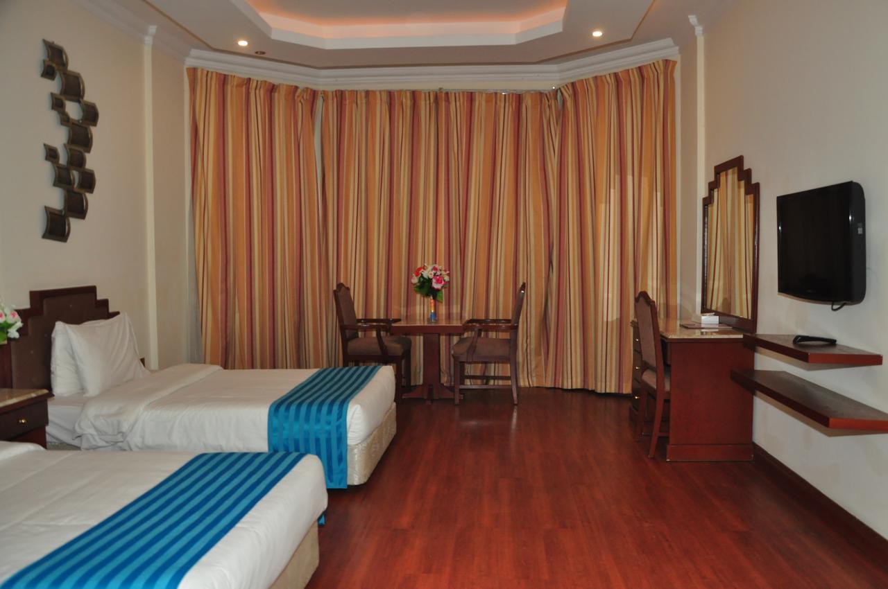 Bahrain Carlton Hotel Manama Eksteriør bilde