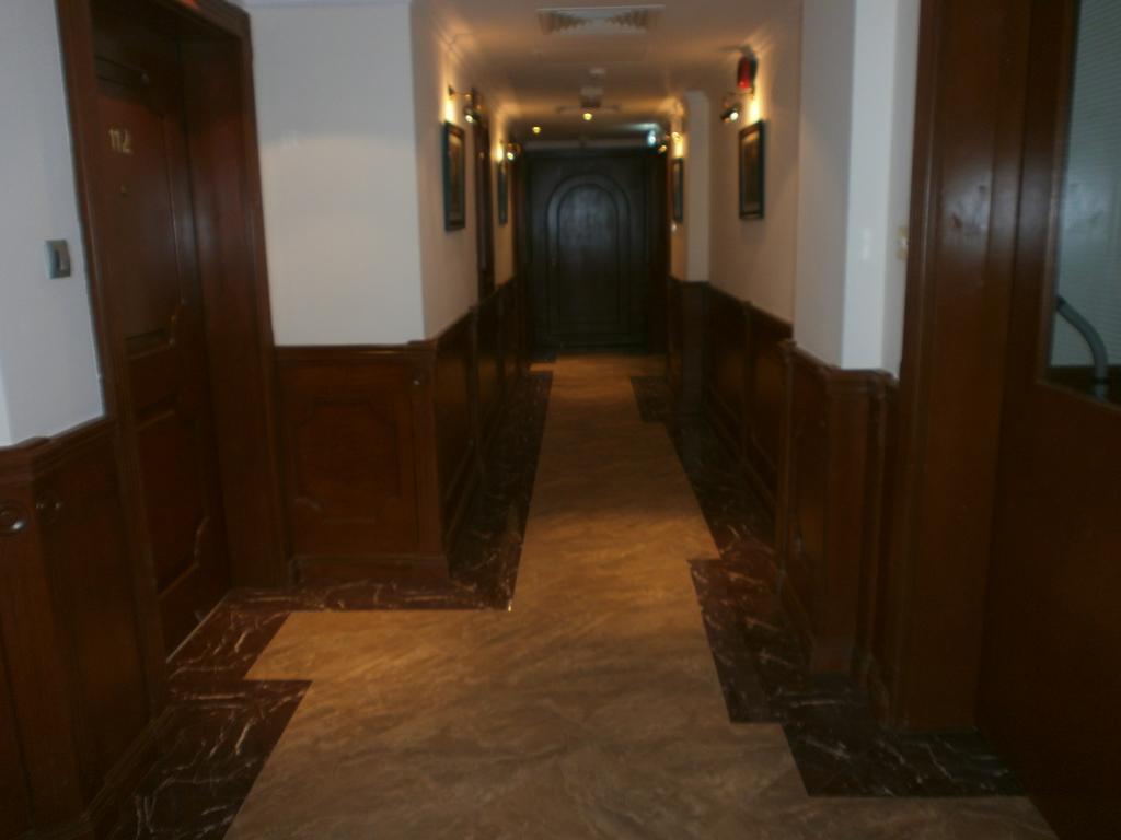 Bahrain Carlton Hotel Manama Eksteriør bilde