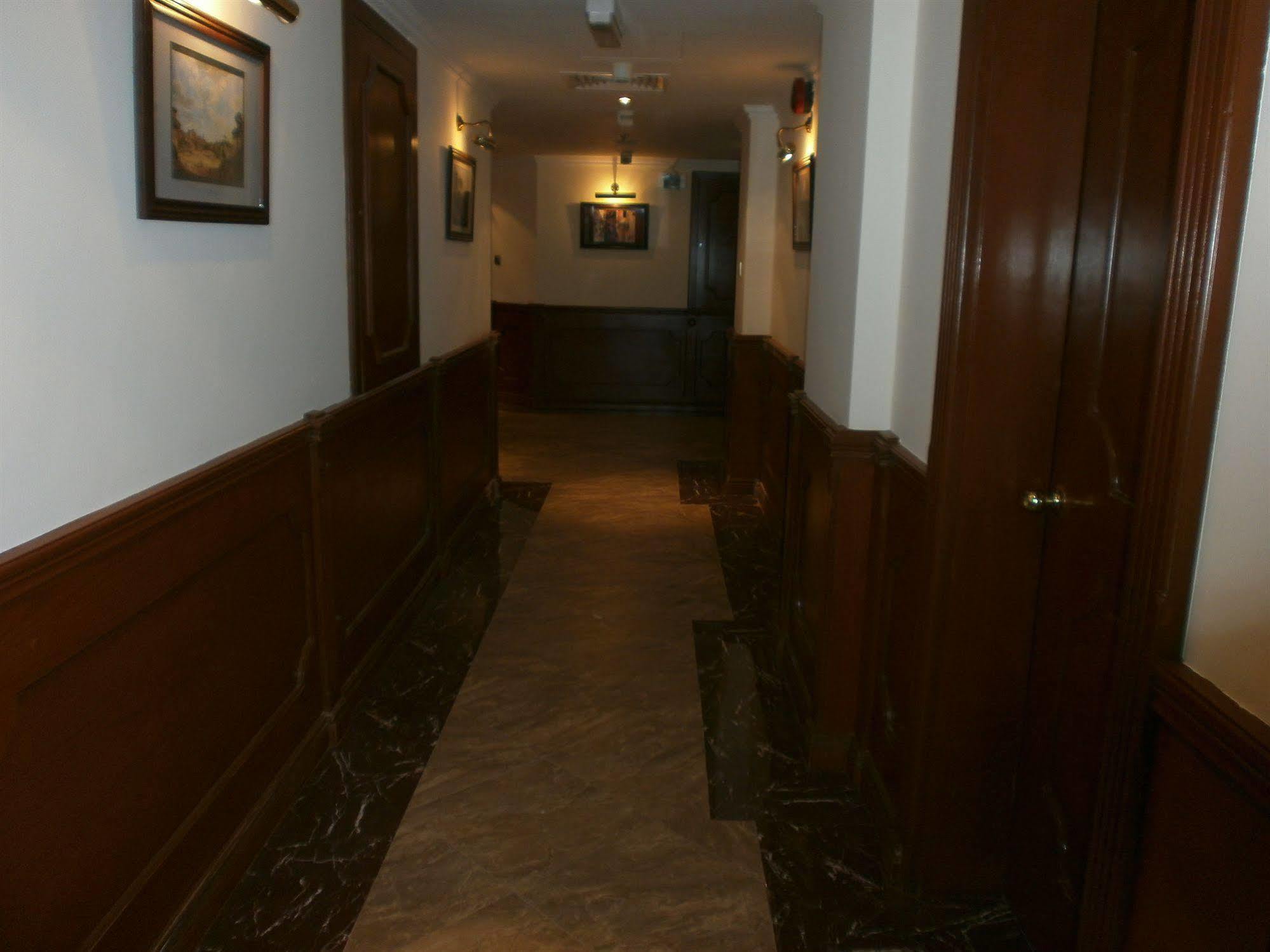 Bahrain Carlton Hotel Manama Eksteriør bilde